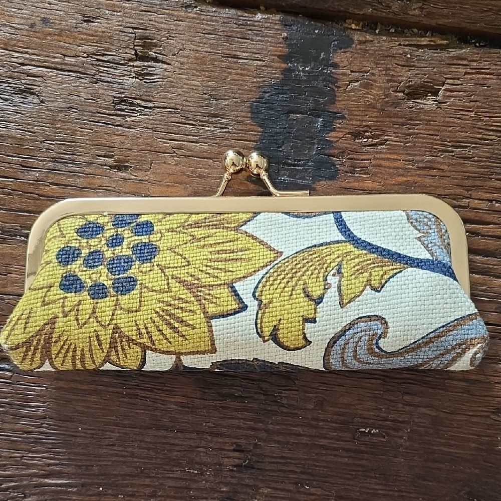 Spartina 449 Blue and Gold Floral Wallet - Picture 2 of 6